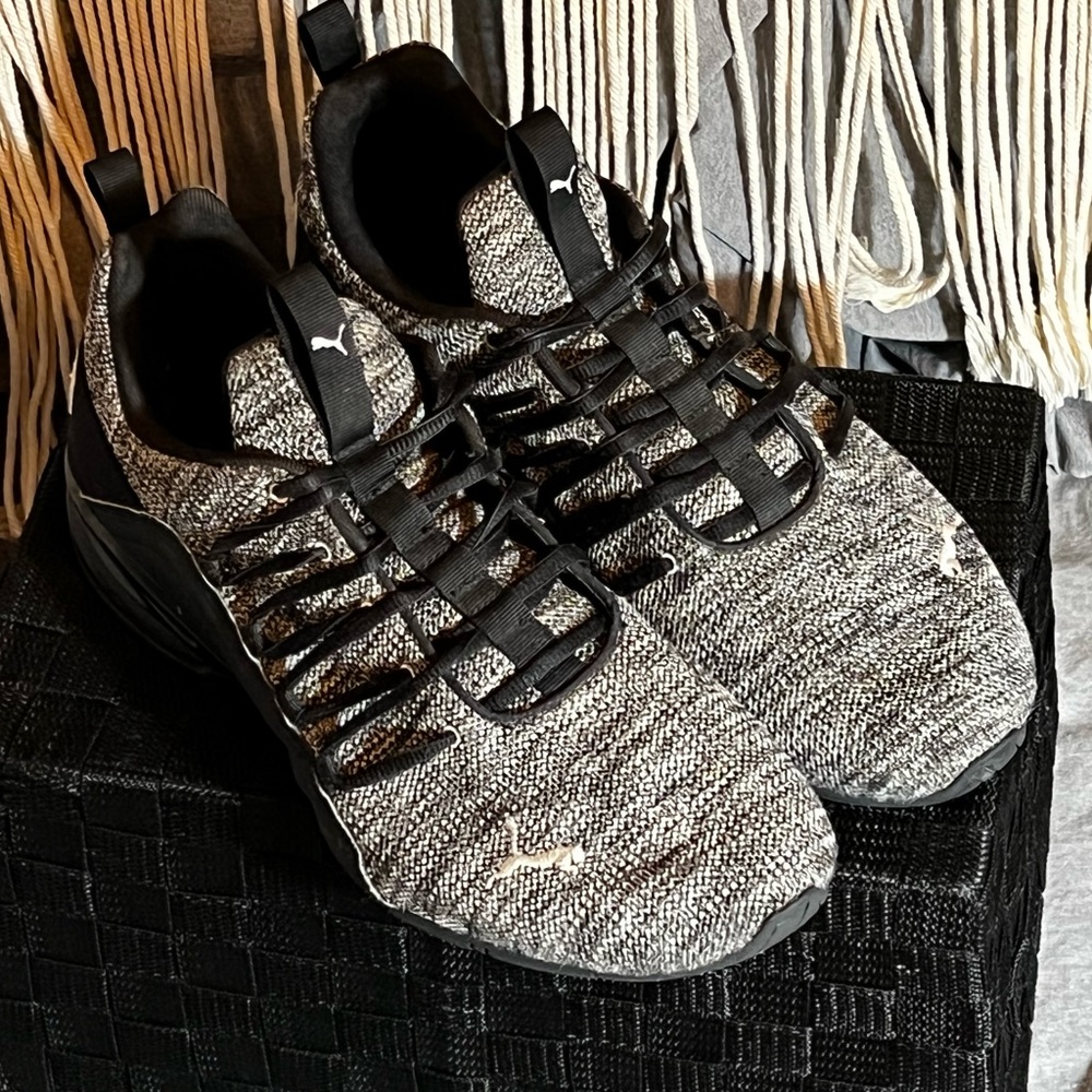 MEN'S PUMA AXELION SPARK SNEAKERS - BLACK/GRAY